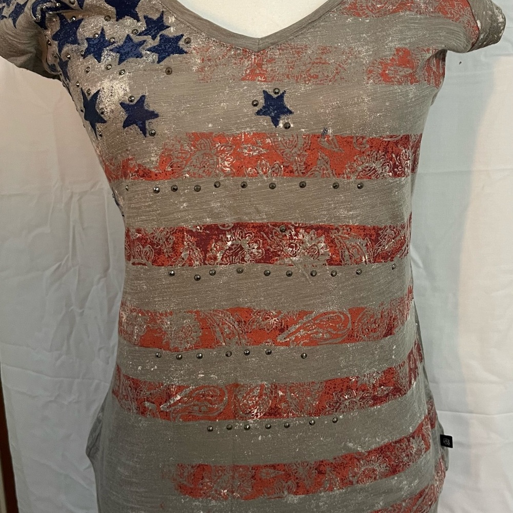 Flag T
